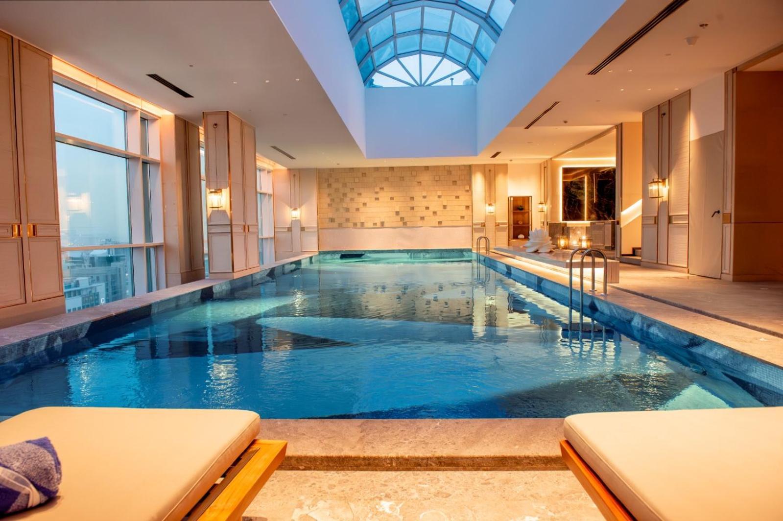 Narcissus The Royal Hotel Riyadh Exterior photo The pool at the spa