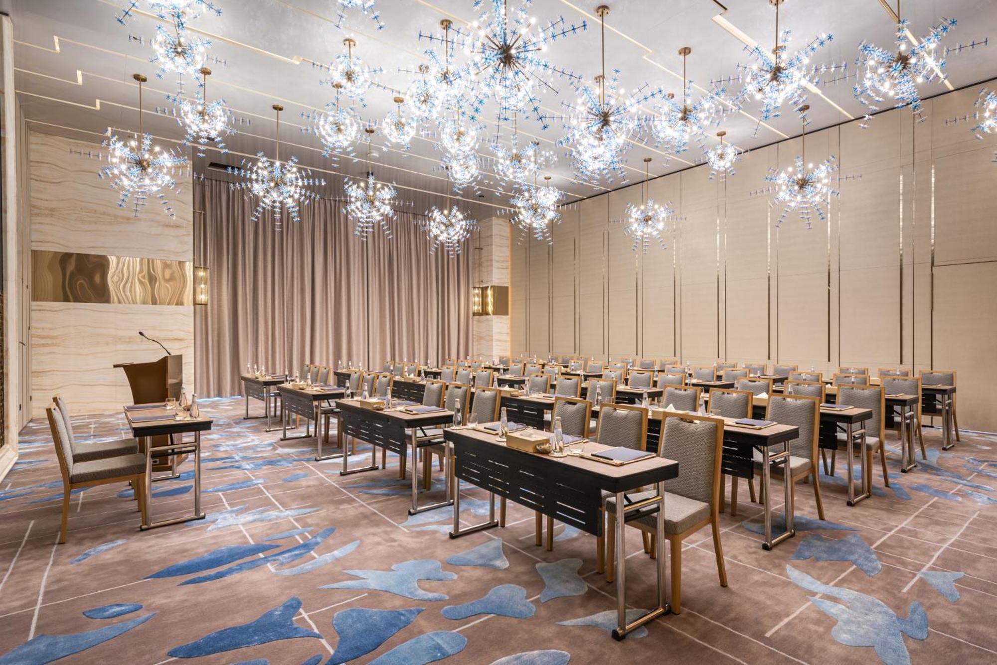 Narcissus The Royal Hotel Riyadh Exterior photo The Westin Convention Center